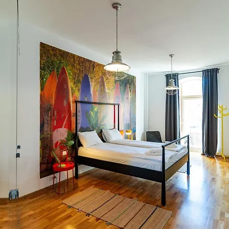 Rezident Apartment *