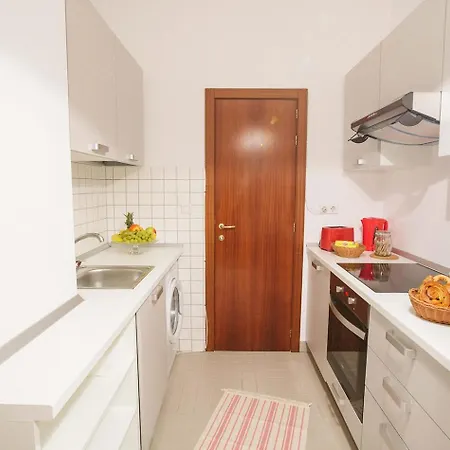 Rezident Apartment