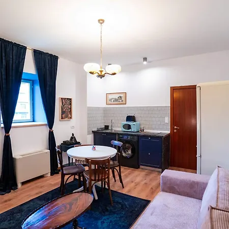 Rezident Apartment *