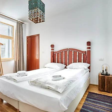 Apartment Rezident
